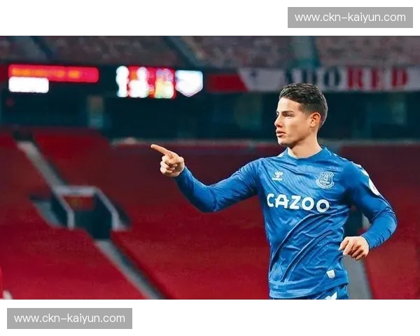 绿茵场上的华尔兹：当J罗的优雅在太妃糖与热刺的火花中永恒